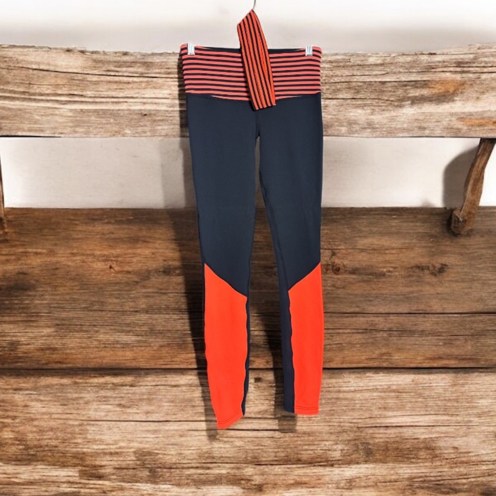 Lululemon Striped Waistband Leggings in Navy and coral pink size med headband